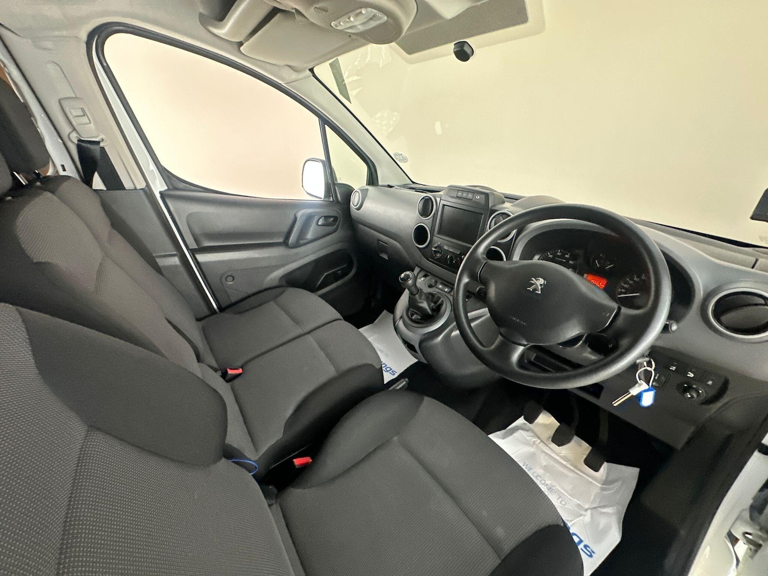 Used Peugeot Partner 2017 for sale - 77510149: Photo 14