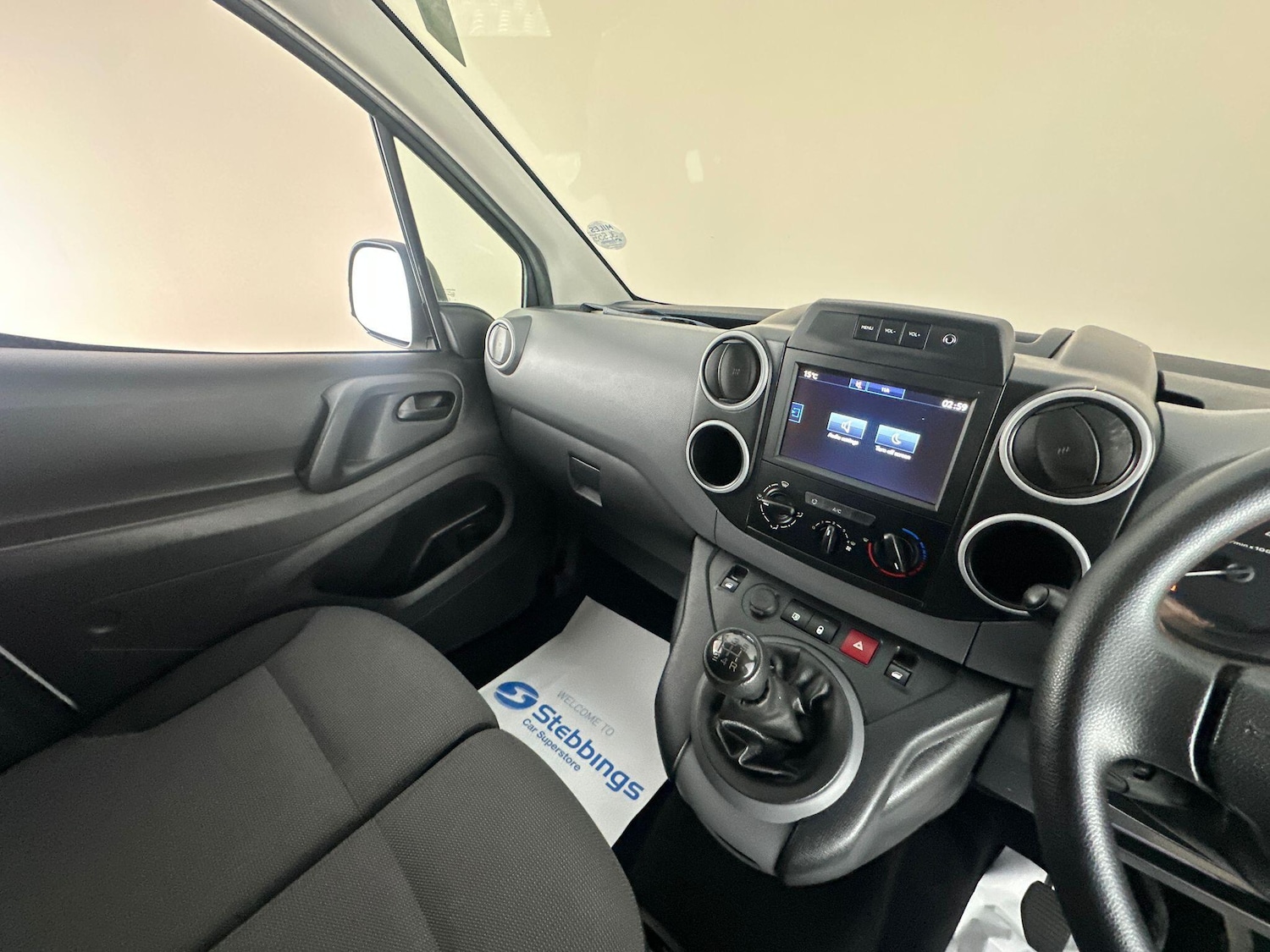 Used Peugeot Partner 2017 for sale - 77510149: Photo 15