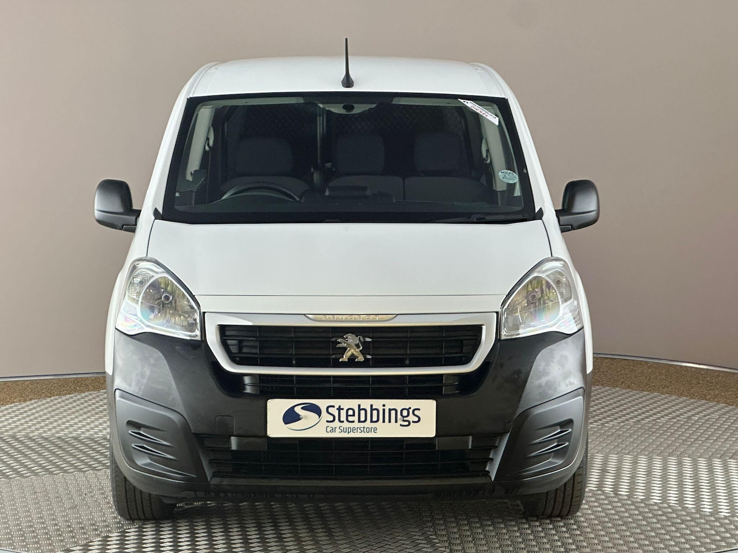 Used Peugeot Partner 2017 for sale - 77510149: Photo 3