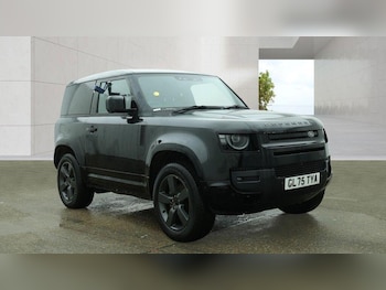 Used Land Rover Defender 90 2025 for sale - 78648905: Photo