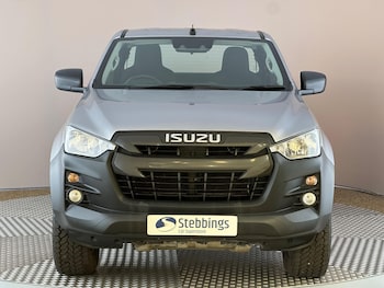 Used Isuzu D-Max 2023 for sale - 78877887: Photo