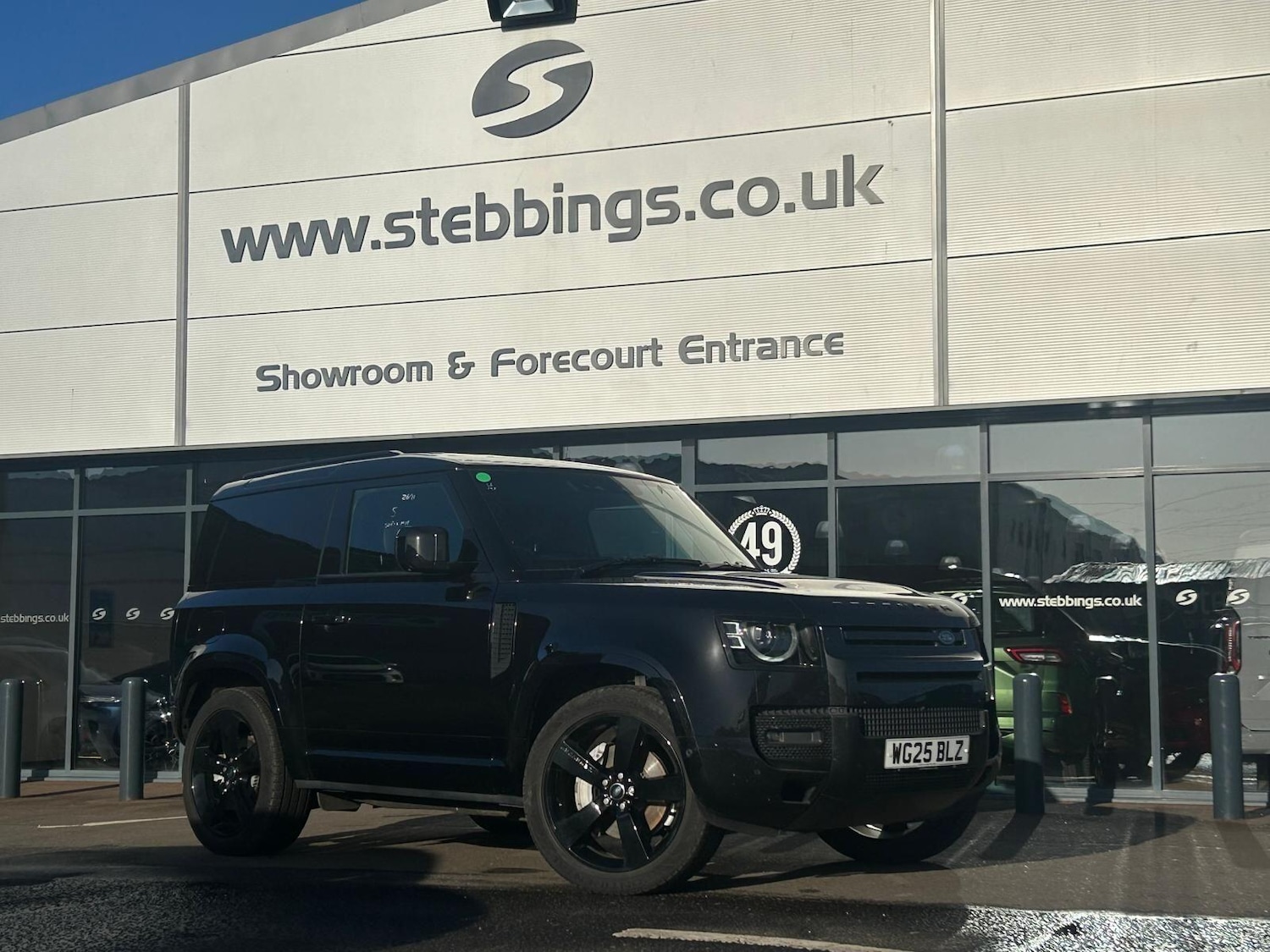 Used Land Rover Defender 2025 for sale - 76743536: Photo 1