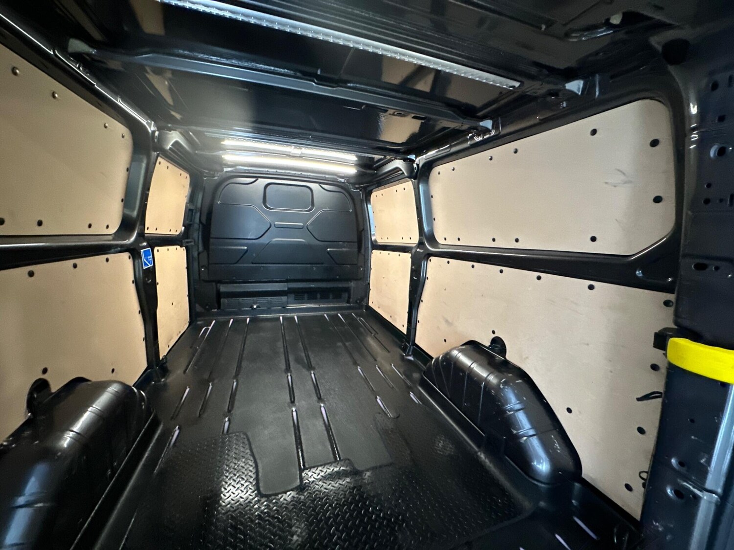 Used Ford Transit Custom 2022 for sale - 77440984: Photo 19