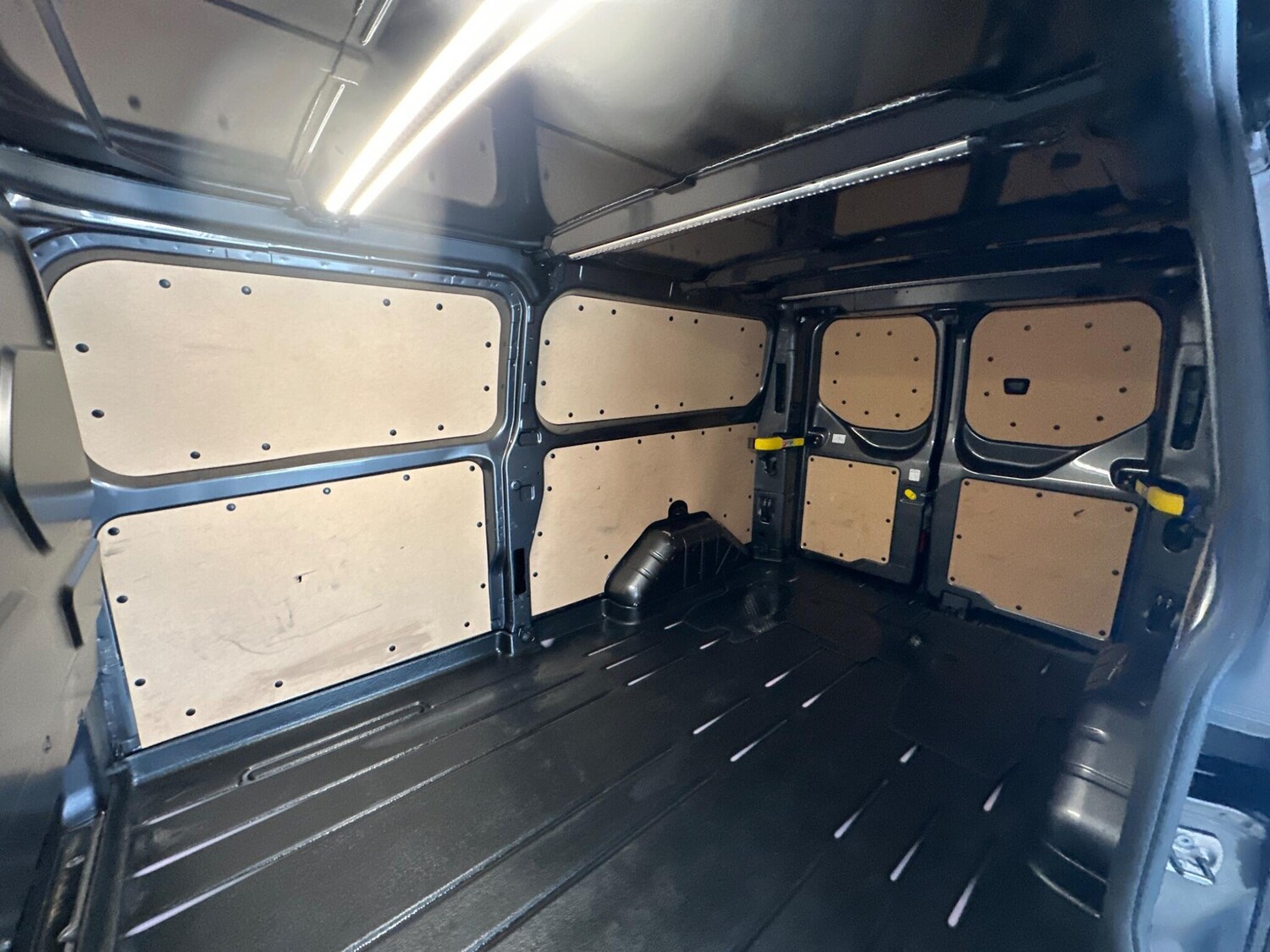 Used Ford Transit Custom 2022 for sale - 77440984: Photo 21