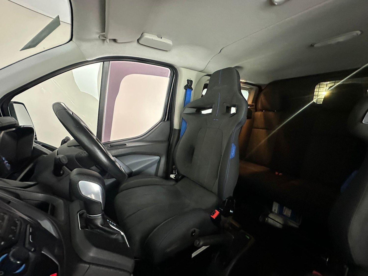Used Ford Transit Custom 2017 for sale - 76926769: Photo 34