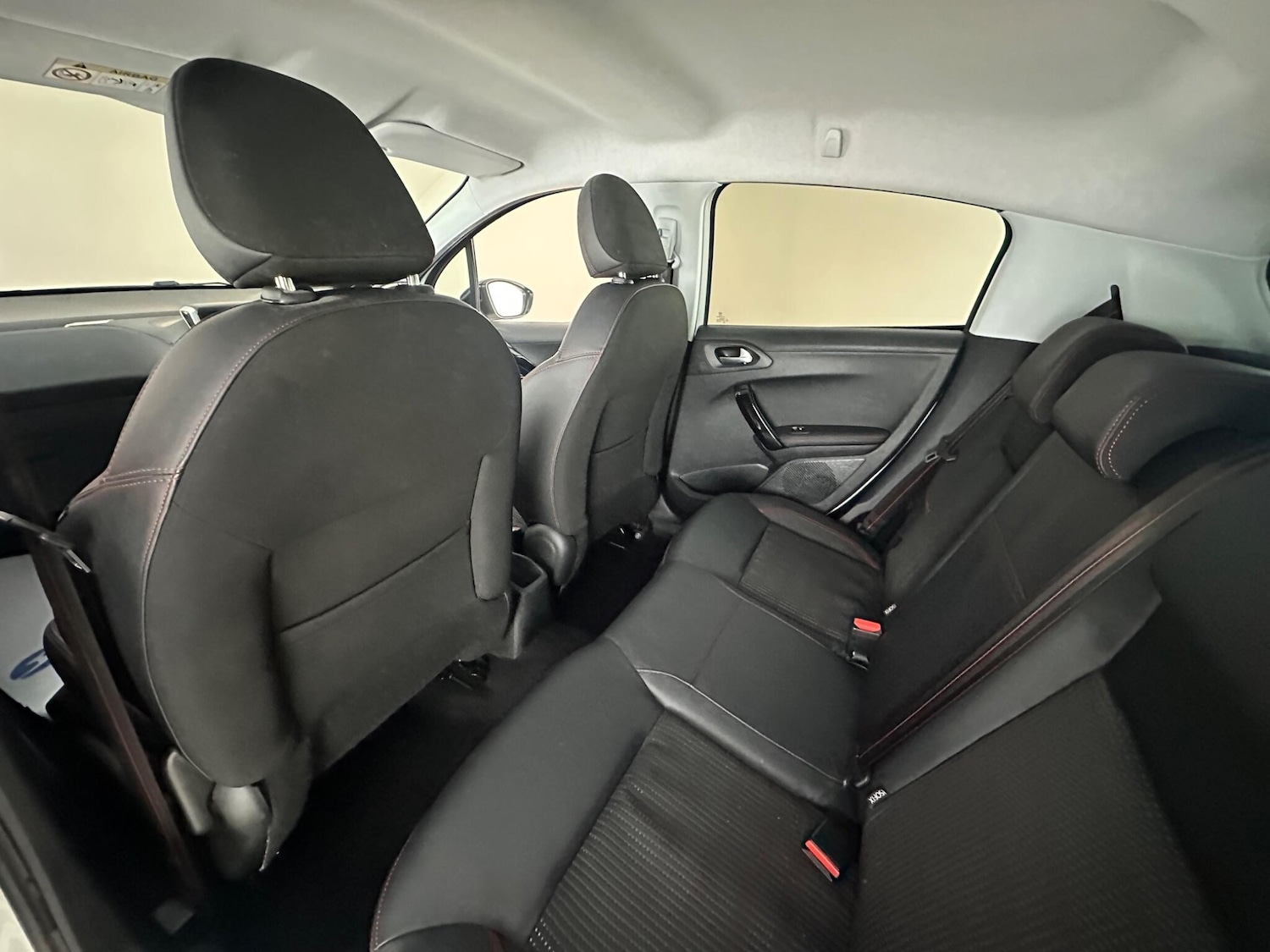 Used Peugeot 208 2017 for sale - 77838805: Photo 22