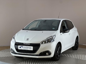 Used Peugeot 208 2017 for sale - 77838805: Photo