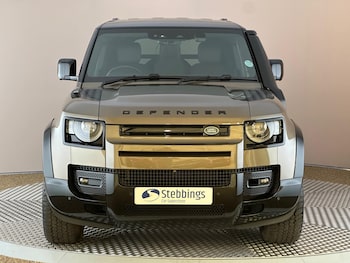 Used Land Rover Defender 110 2025 for sale - 78878805: Photo