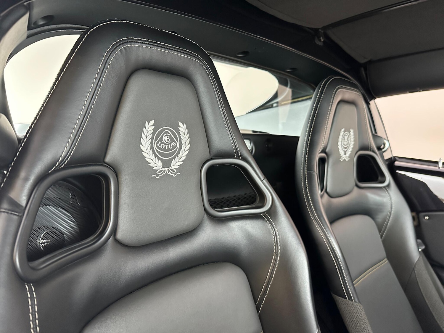 Used Lotus Elise 2014 for sale - 76585540: Photo 17