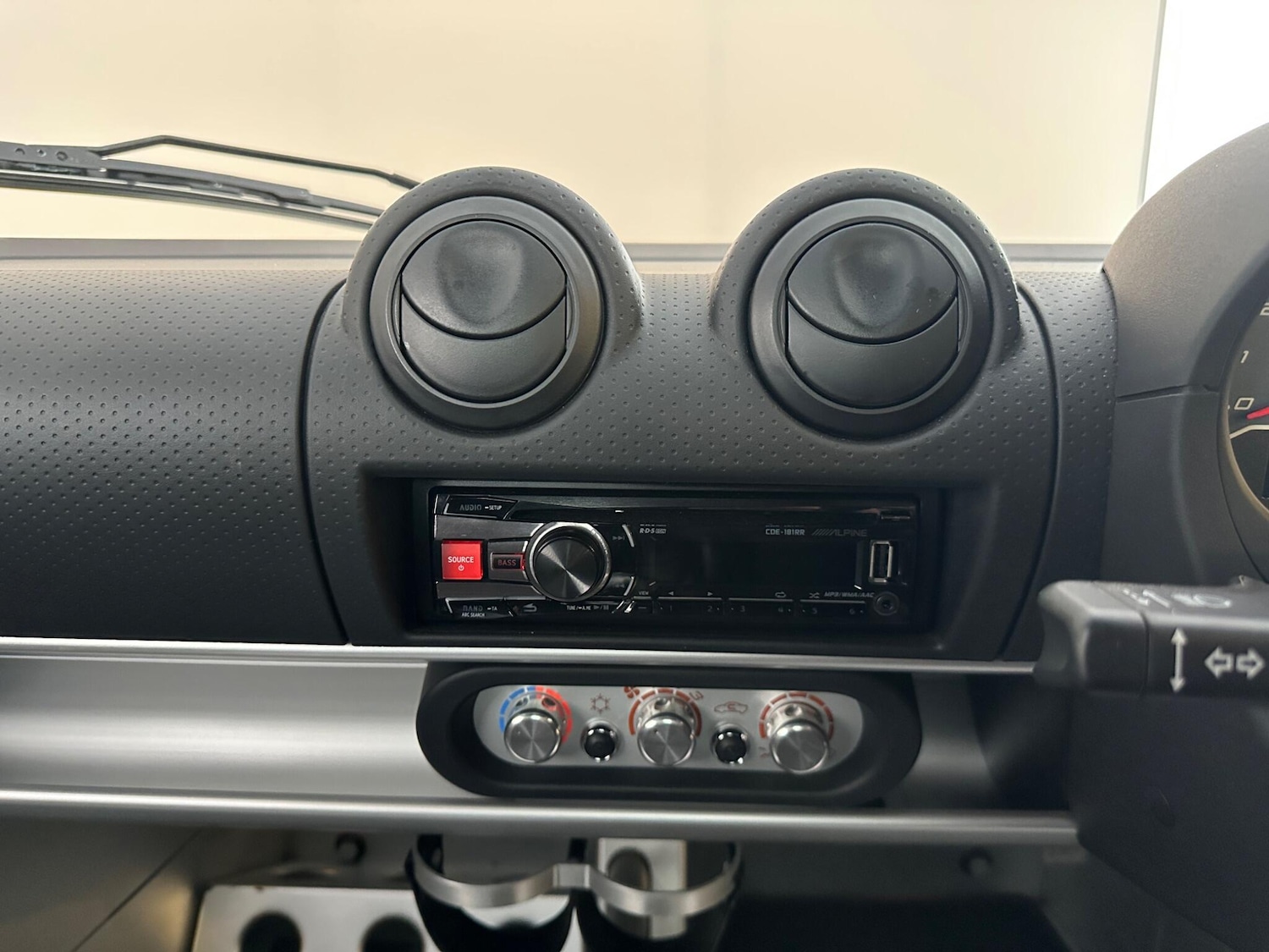 Used Lotus Elise 2014 for sale - 76585540: Photo 20