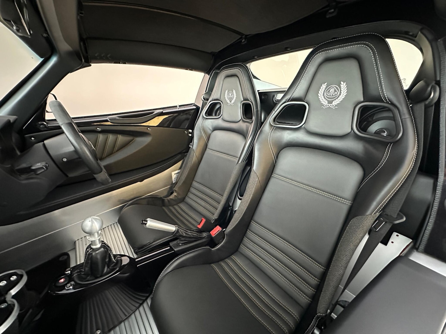 Used Lotus Elise 2014 for sale - 76585540: Photo 26