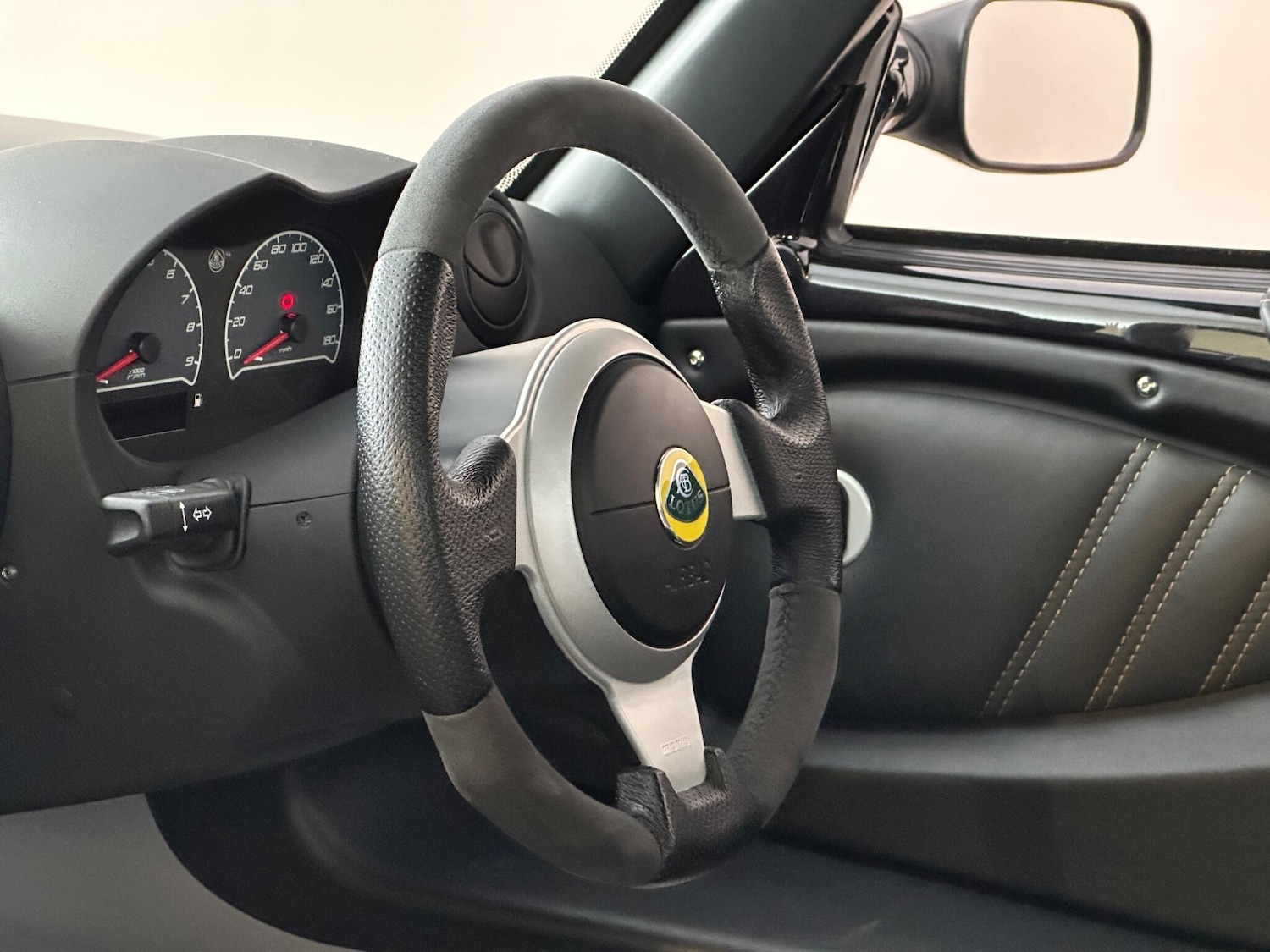 Used Lotus Elise 2014 for sale - 76585540: Photo 27