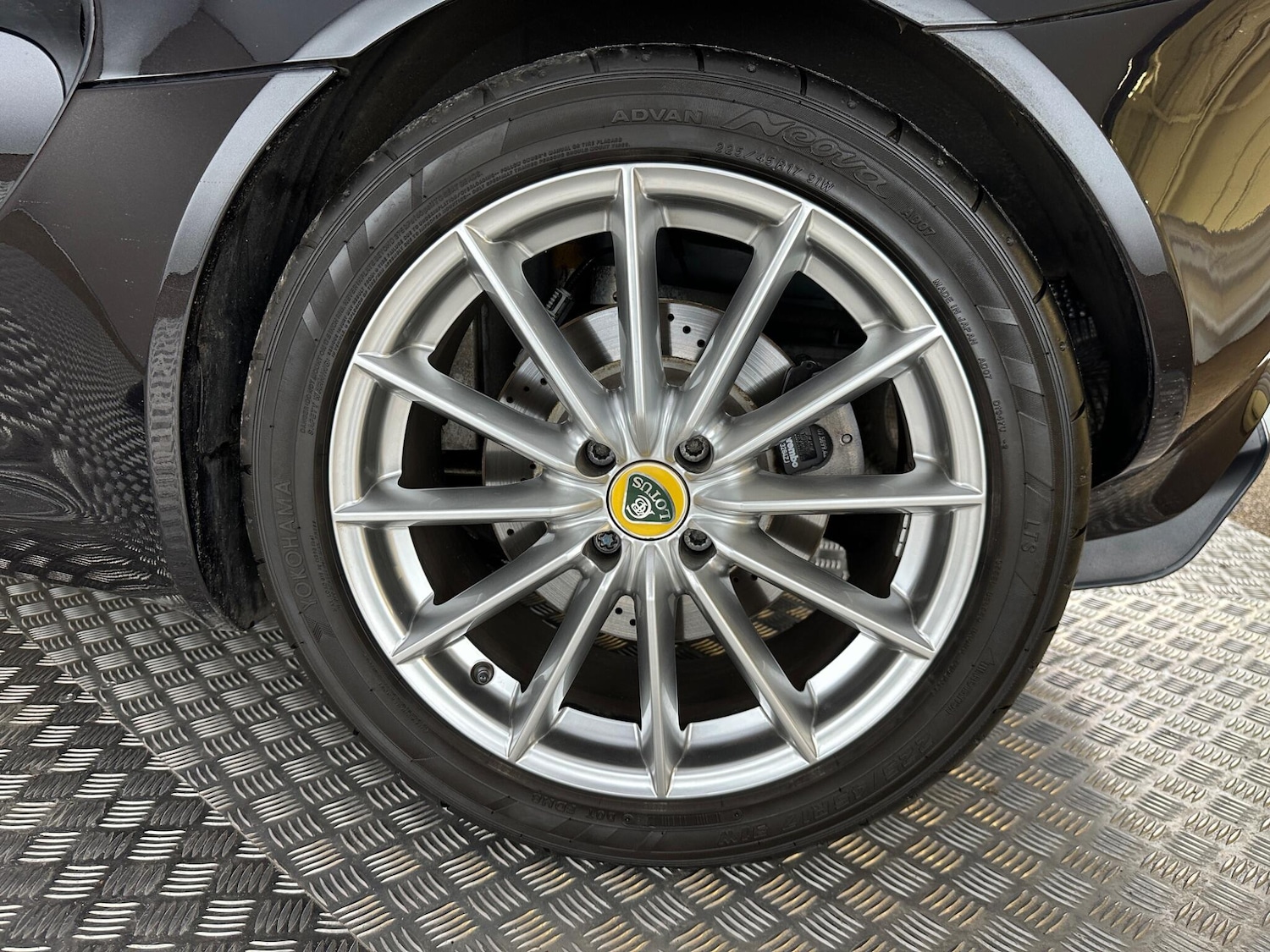 Used Lotus Elise 2014 for sale - 76585540: Photo 33