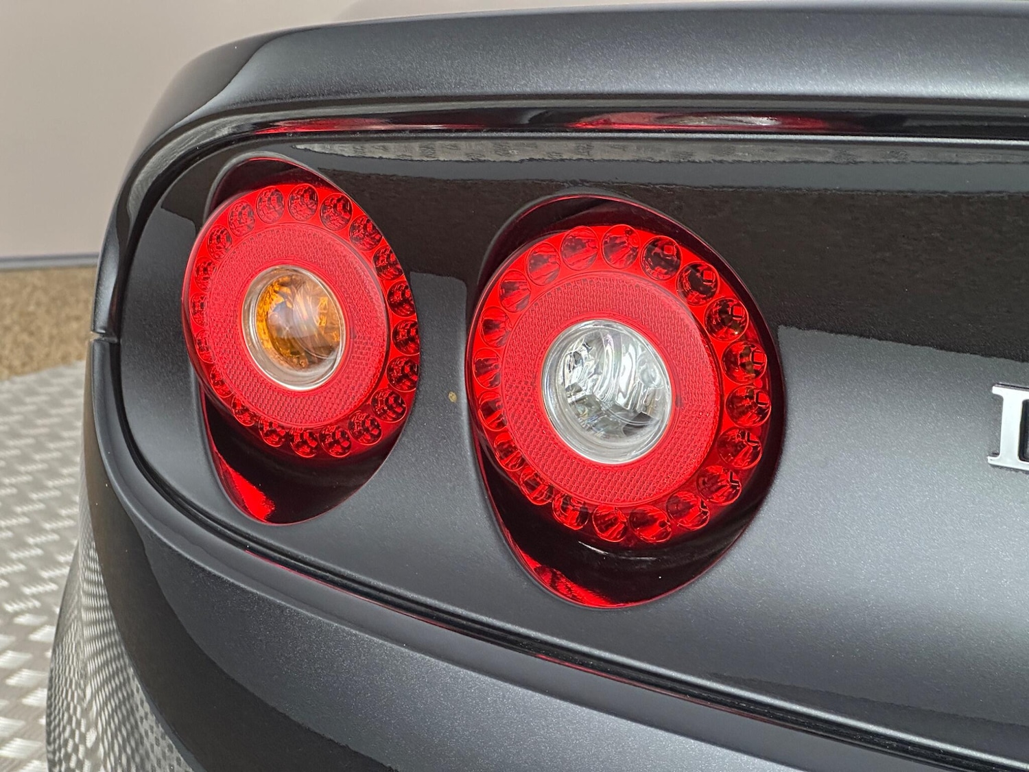 Used Lotus Elise 2014 for sale - 76585540: Photo 8