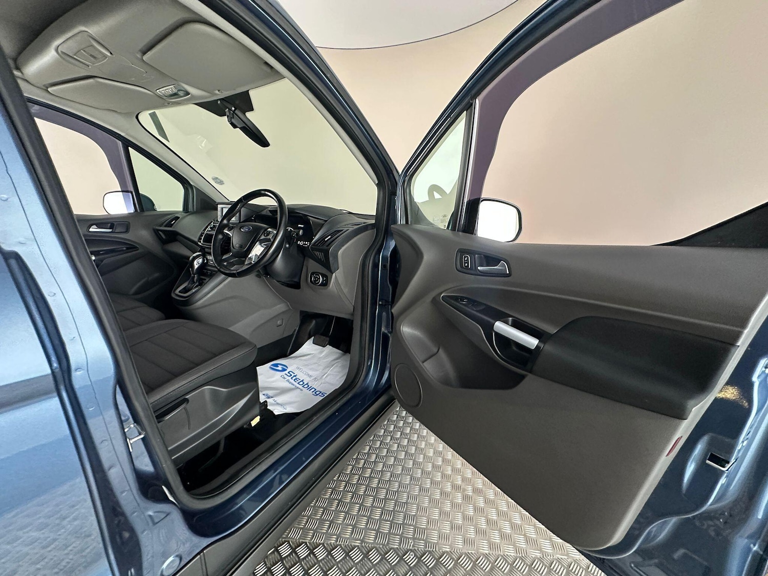 Used Ford Transit Connect 2020 for sale - 76866300: Photo 25