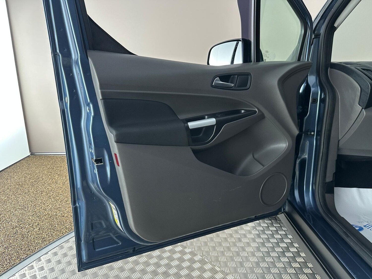 Used Ford Transit Connect 2020 for sale - 76866300: Photo 26