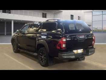 Used Toyota Hilux 2023 for sale - 74935261: Photo