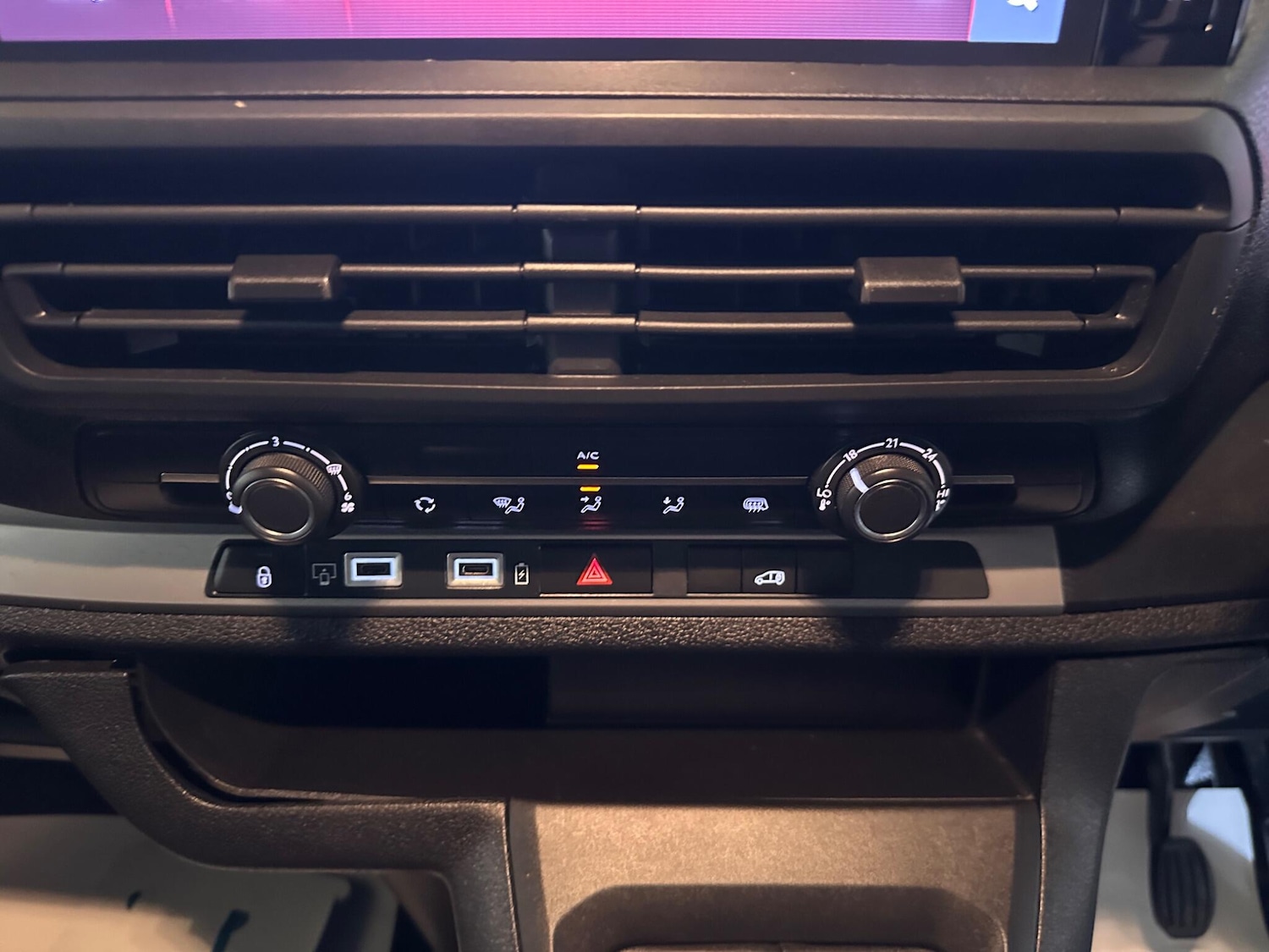 Used Vauxhall Vivaro 2024 for sale - 76152890: Photo 13