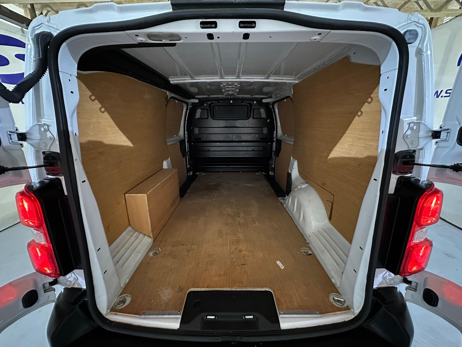 Used Vauxhall Vivaro 2024 for sale - 76152890: Photo 17