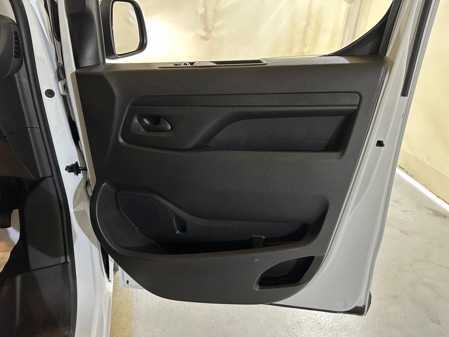 Used Vauxhall Vivaro 2024 for sale - 76152890: Photo 9