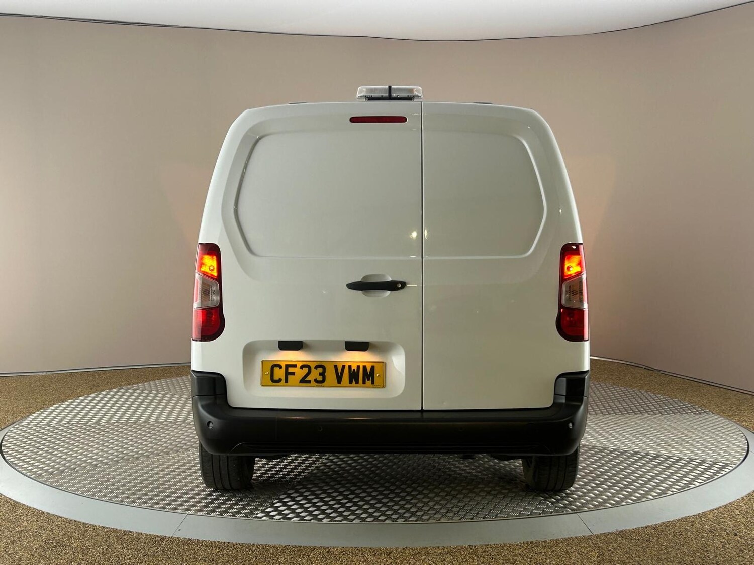 Used Peugeot Partner 2023 for sale - 77808615: Photo 11