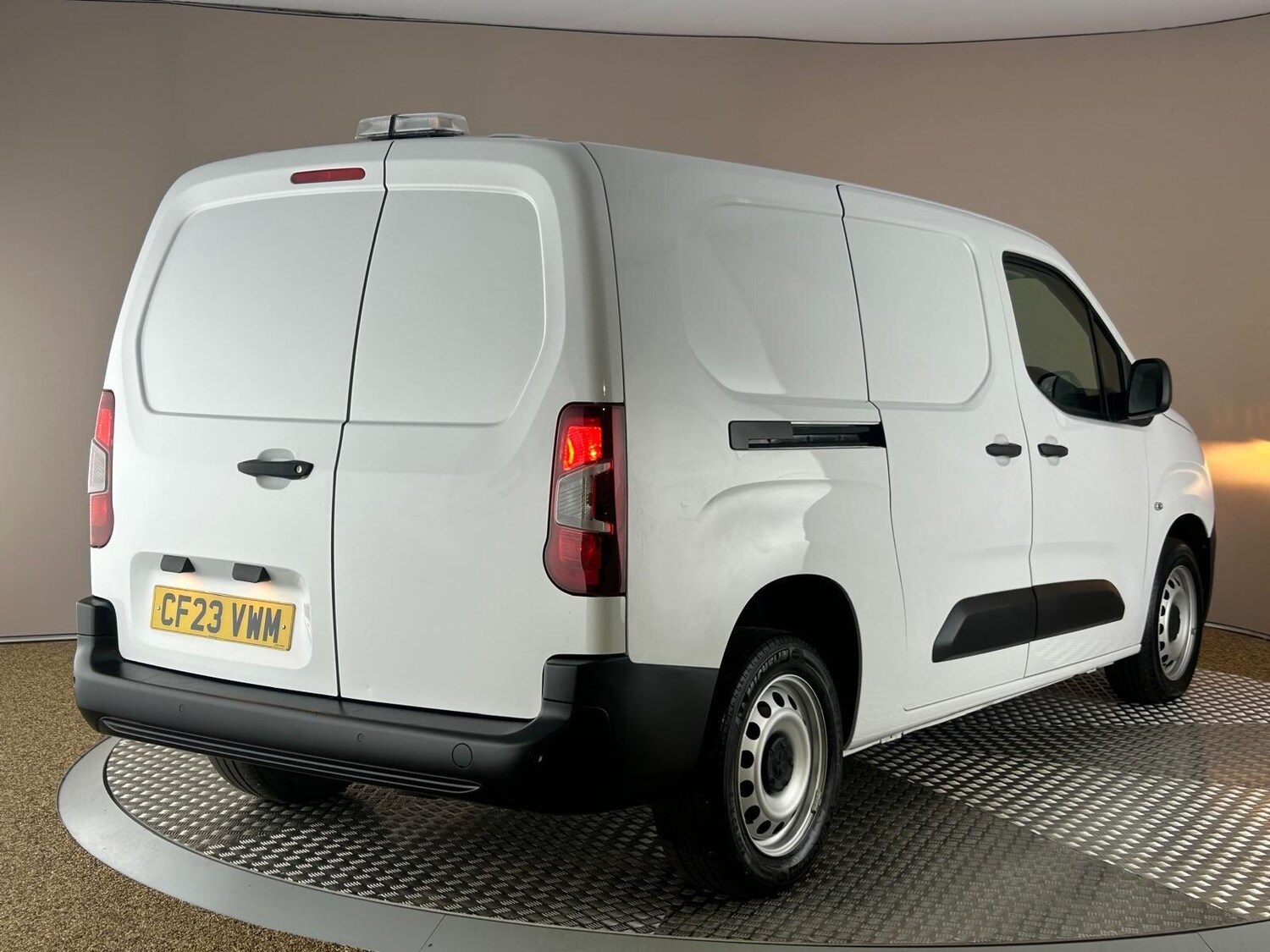 Used Peugeot Partner 2023 for sale - 77808615: Photo 9