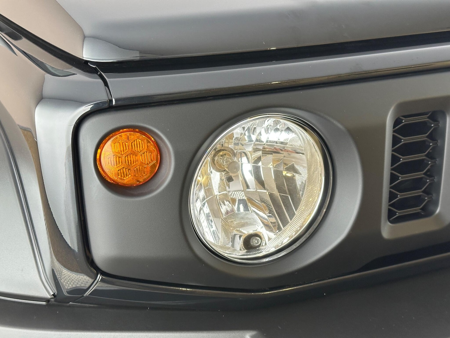 Used Suzuki Jimny 2023 for sale - 77524081: Photo 29