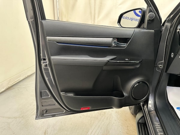 Used Toyota Hilux for sale - 74959028: Photo 31