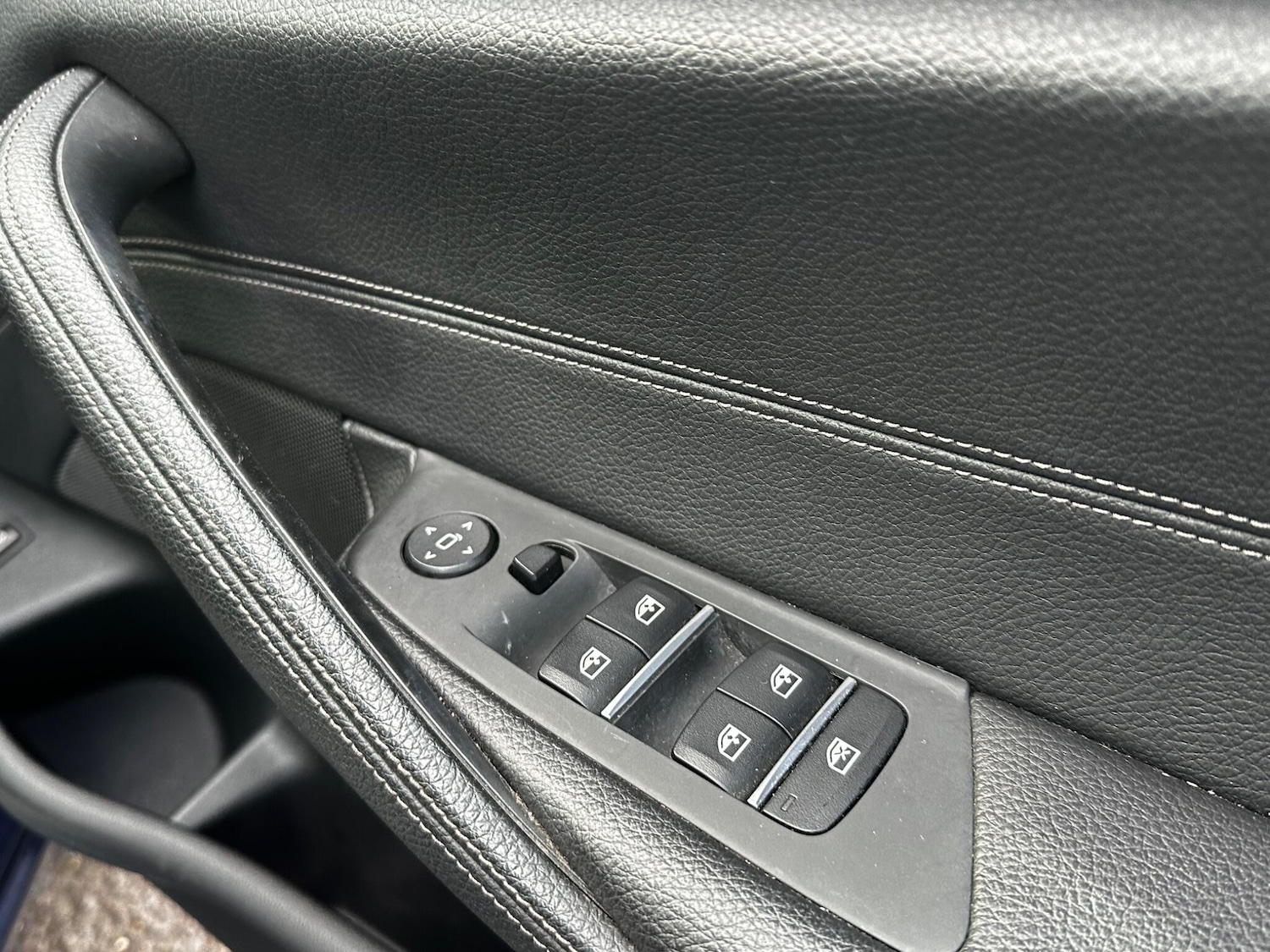 Used BMW 5 Series 2018 for sale - 77940698: Photo 24