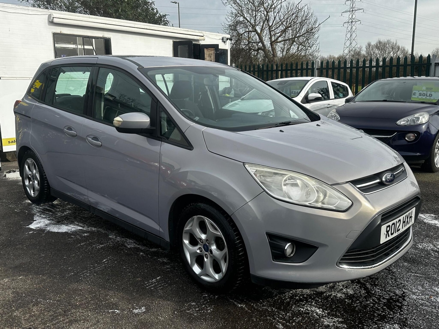 Used Ford Grand C-Max 2012 for sale - 77585913: Photo 2