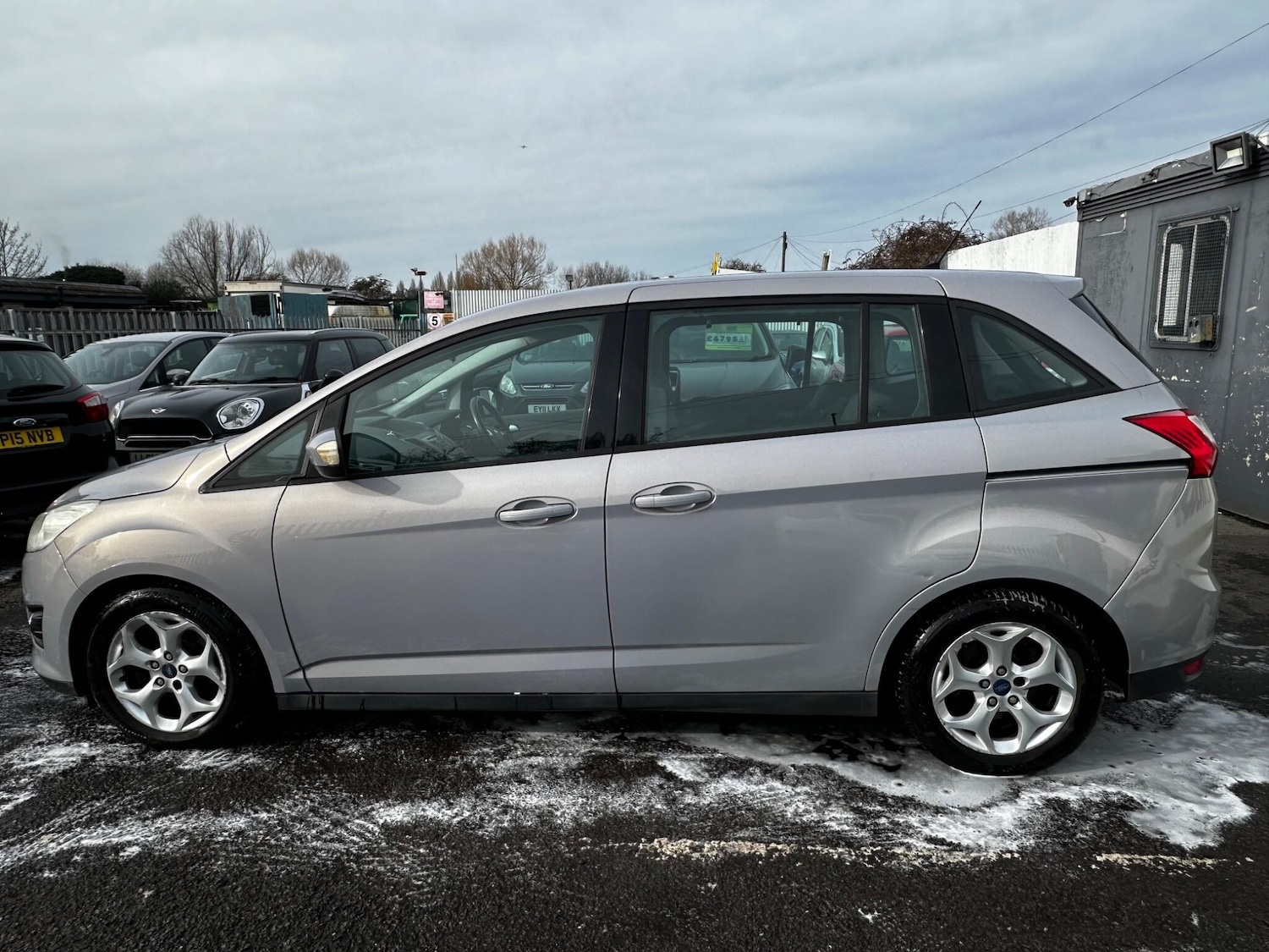 Used Ford Grand C-Max 2012 for sale - 77585913: Photo 5