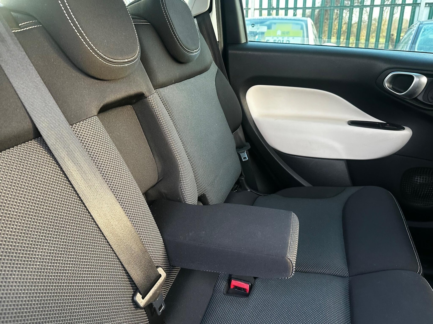 Used Fiat 500L 2015 for sale - 77119809: Photo 10