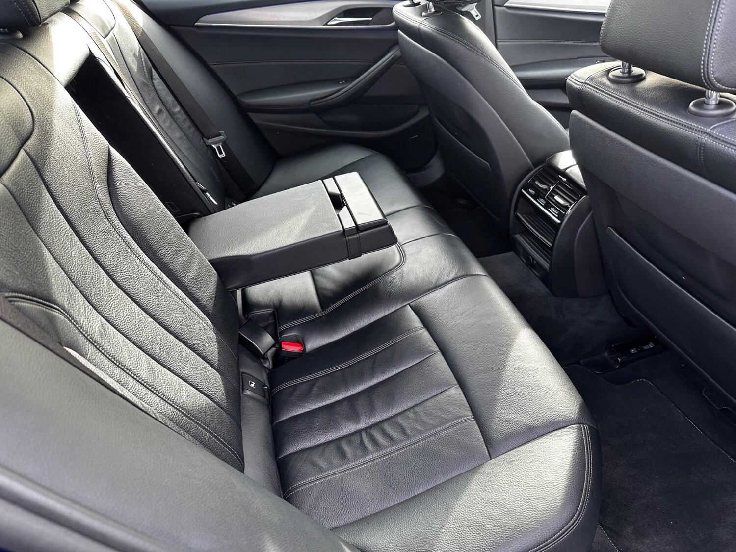 Used BMW 5 Series 2018 for sale - 77525128: Photo 17