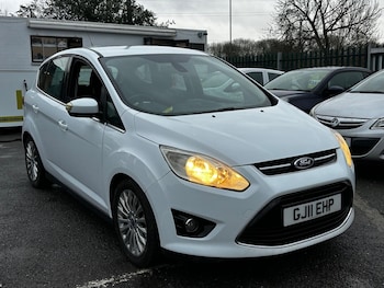 2011 (11) - 1.6 Titanium 5dr