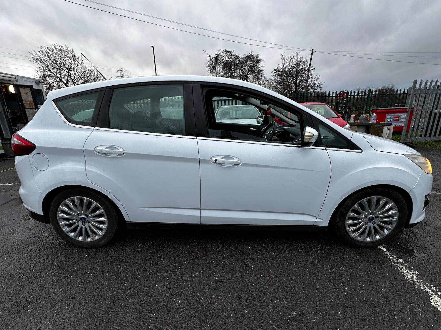 Used Ford C-Max 2011 for sale - 77290649: Photo 9