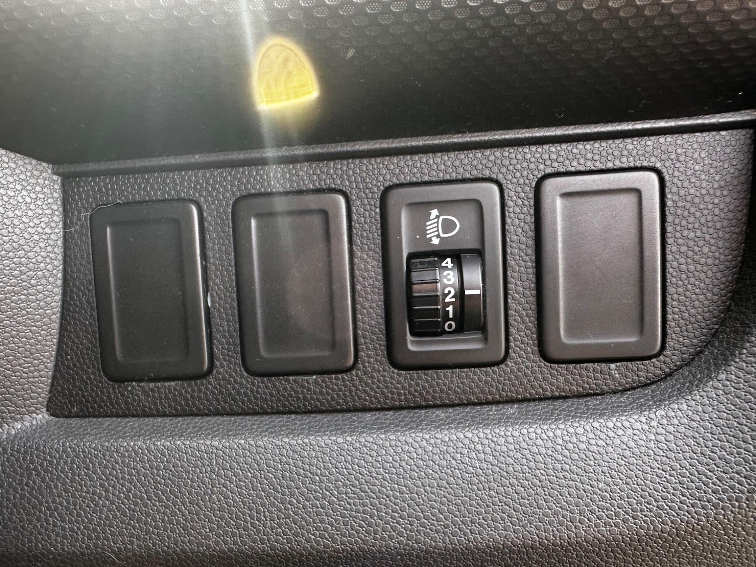 Used Suzuki Splash 2013 for sale - 77970511: Photo 16