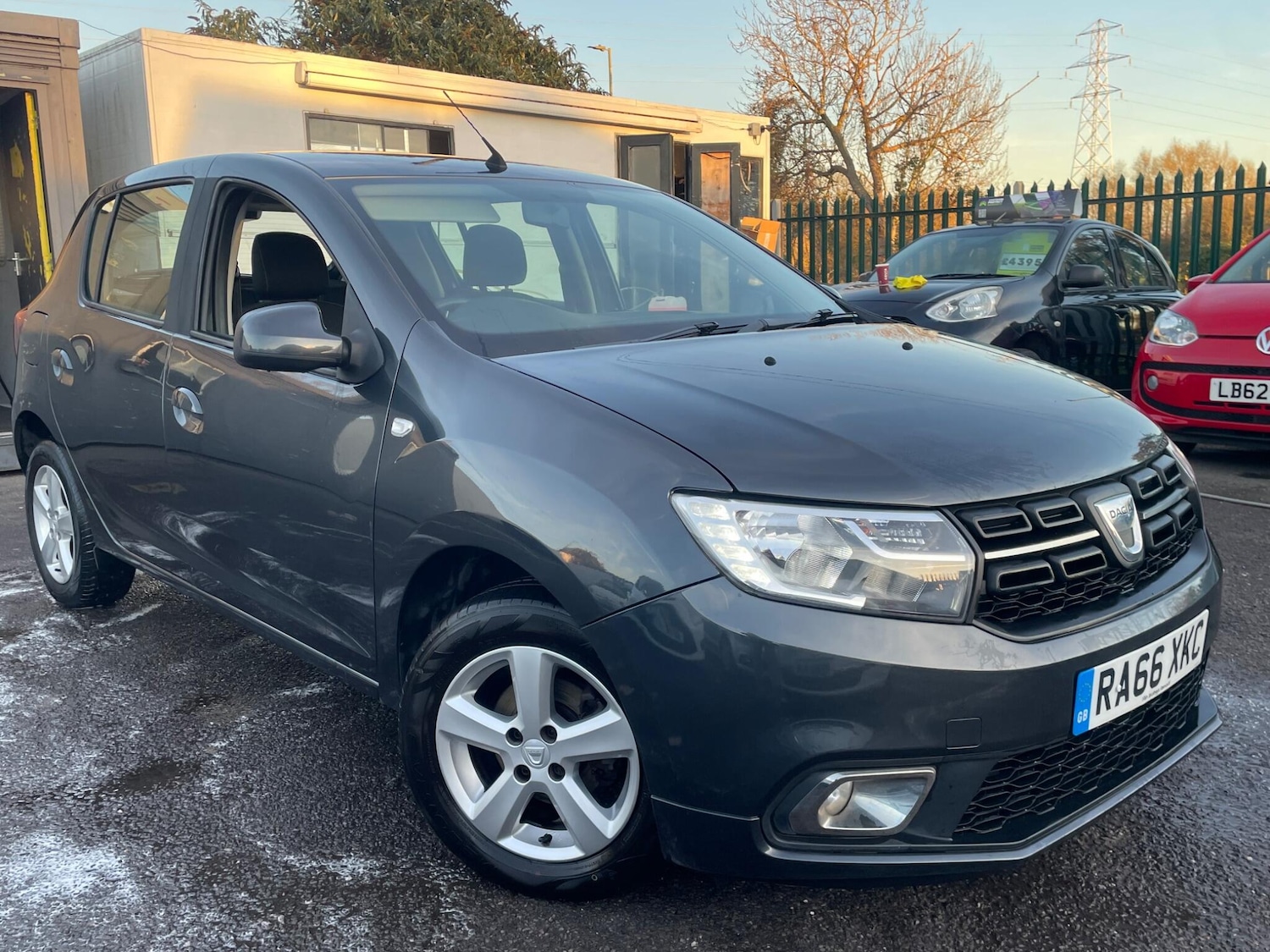 Used Dacia Sandero 2017 for sale - 76658248: Photo 1