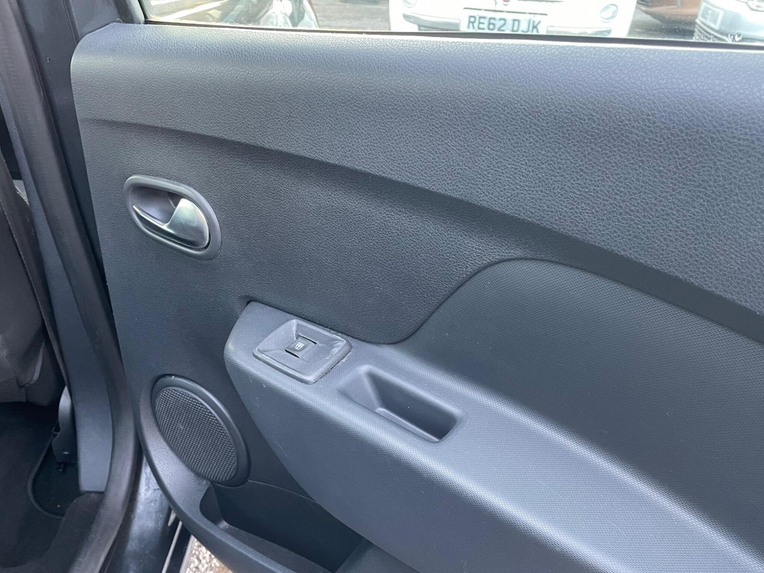 Used Dacia Sandero 2017 for sale - 76658248: Photo 13