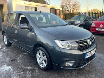 Used Dacia Sandero 2017 for sale - 76658248: Photo