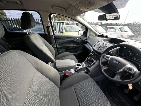 Used Ford C-Max 2013 for sale - 76226236: Photo 11