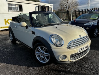 Used MINI Convertible 2015 for sale - 77163265: Photo