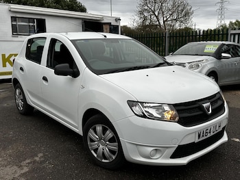 Used Dacia Sandero 2014 for sale - 78244745: Photo