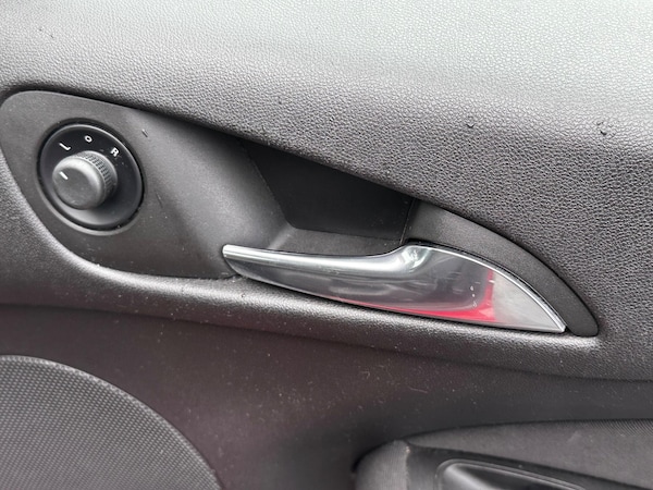 Used Vauxhall ADAM 2014 for sale - 76317993: Photo 11