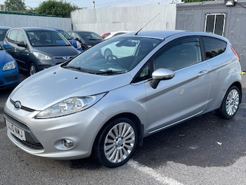 Used Ford Fiesta 2010 for sale - 75904257: Photo