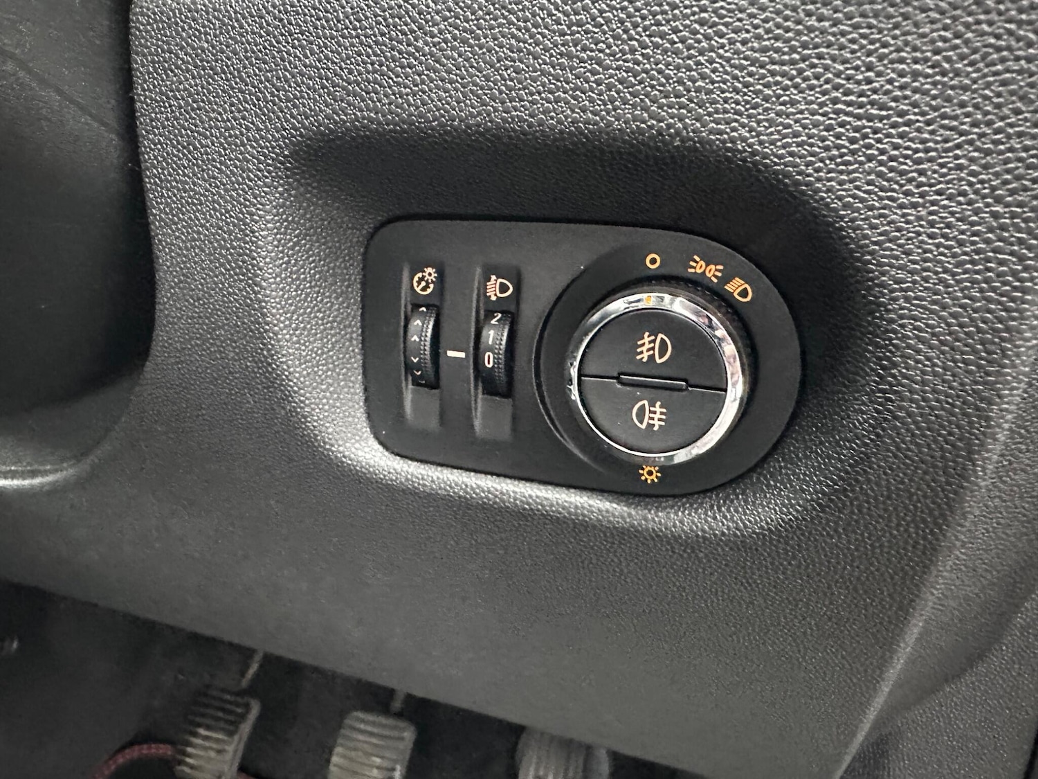 Used Vauxhall Corsa 2011 for sale - 76423828: Photo 15