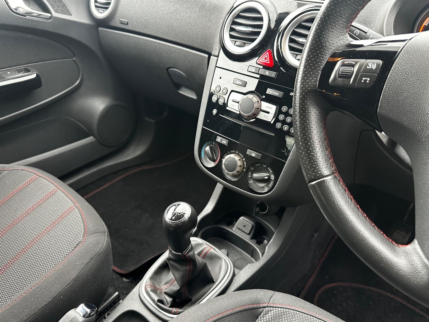 Used Vauxhall Corsa 2011 for sale - 76423828: Photo 17