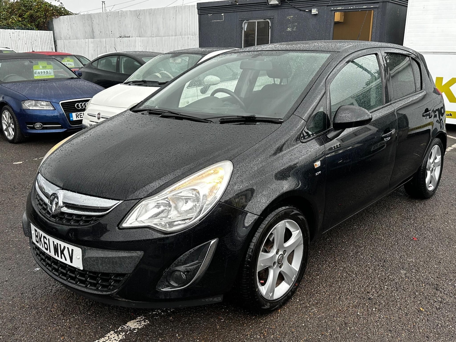 Used Vauxhall Corsa 2011 for sale - 76423828: Photo 4