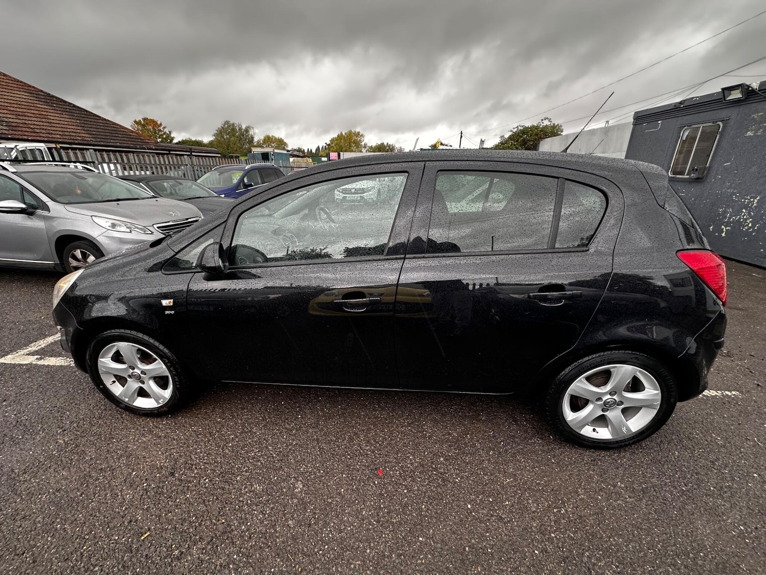 Used Vauxhall Corsa 2011 for sale - 76423828: Photo 5