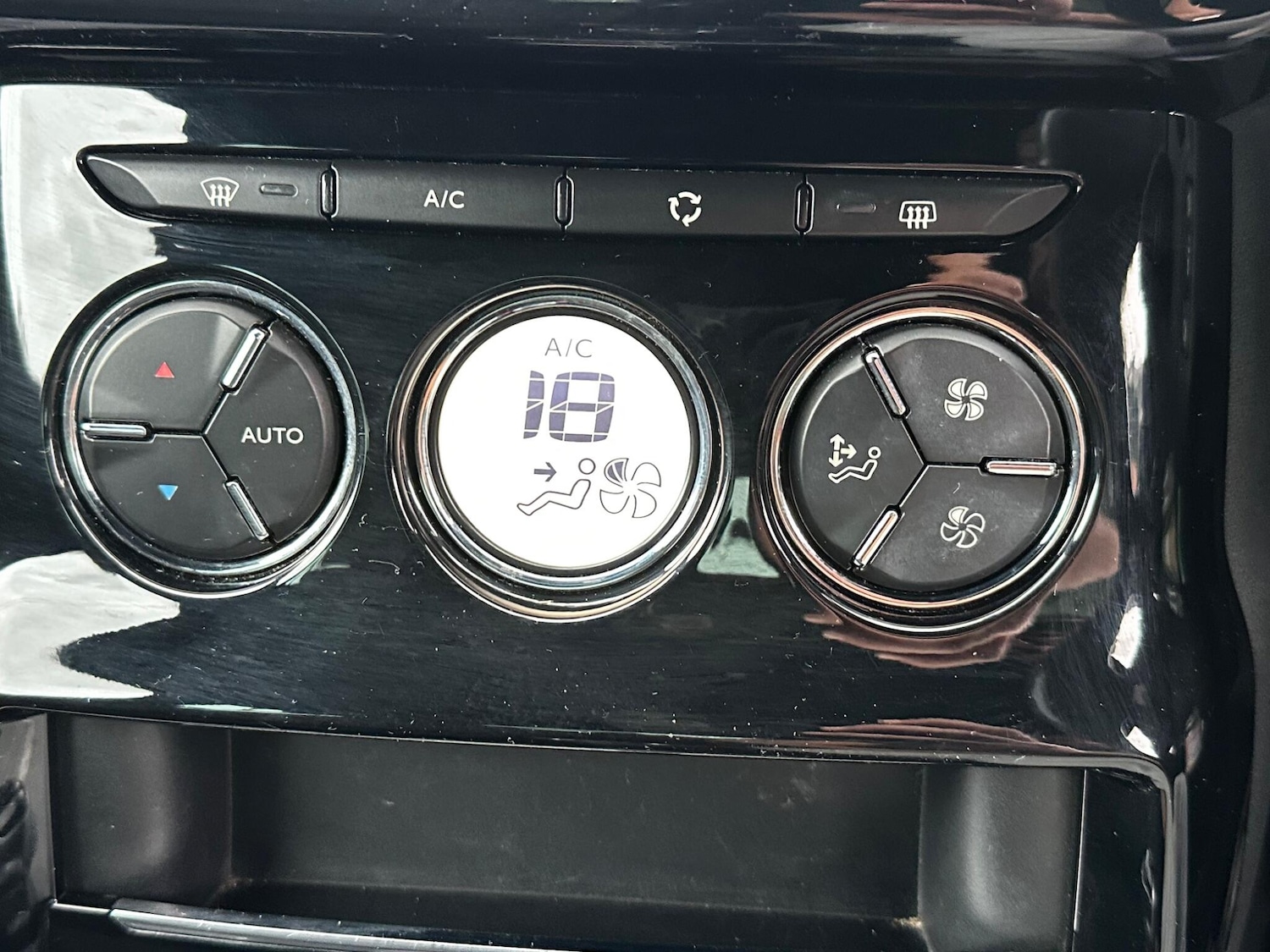 Used DS Automobiles DS 3 2015 for sale - 76336356: Photo 22
