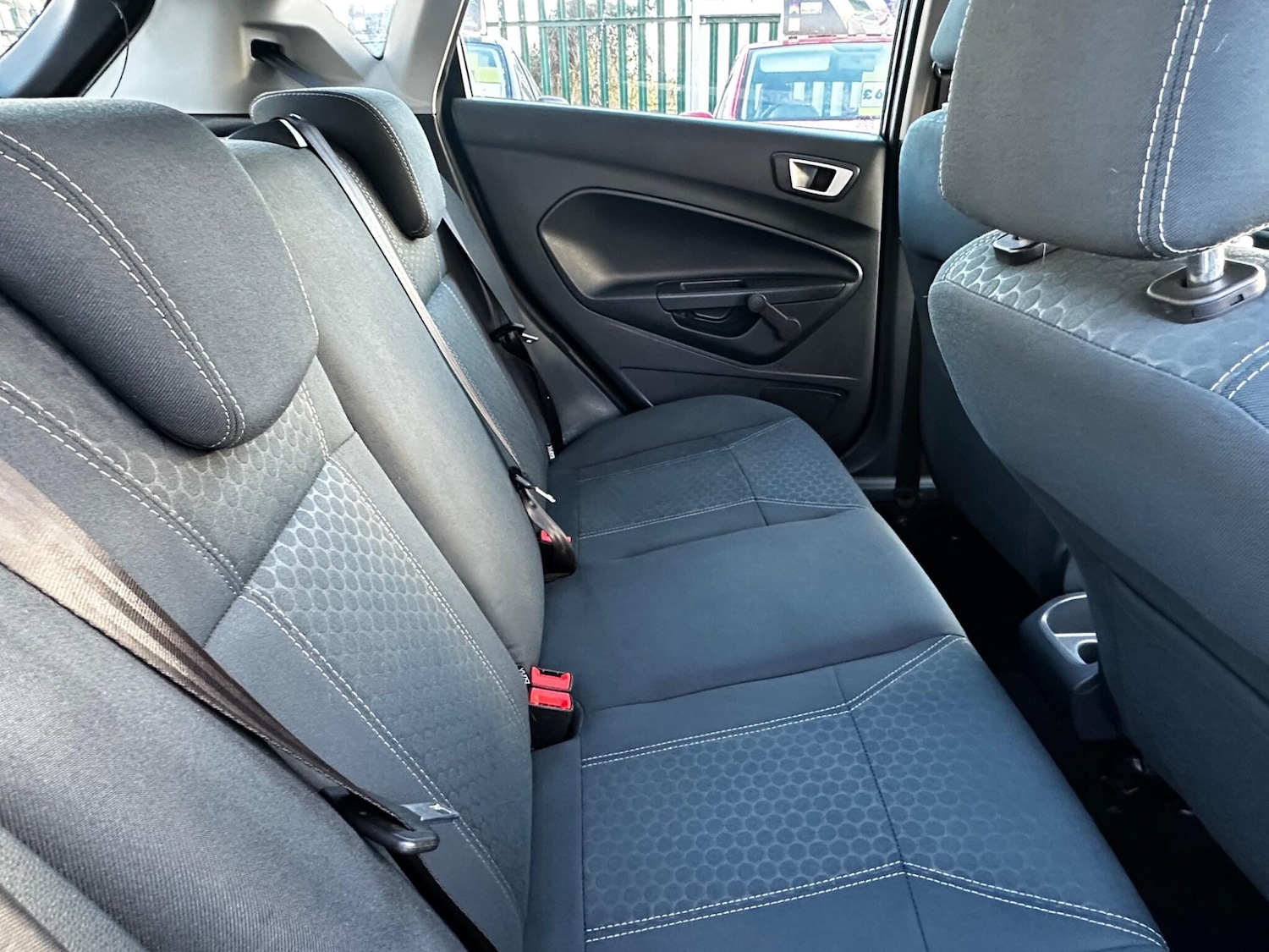 Used Ford Fiesta 2012 for sale - 76850045: Photo 13